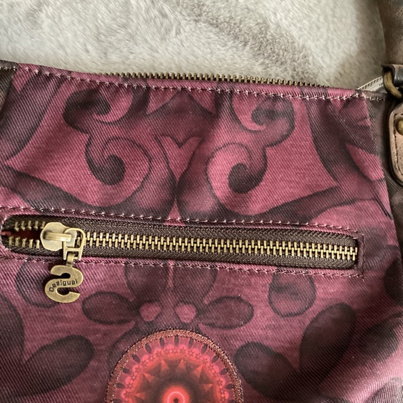 EUC Desigual multi color purse - Picture 7 of 8